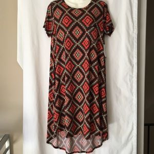 ❤️SOLD❤️Lularoe Carly Small SLINKY BNWT coral/ black/aqua
